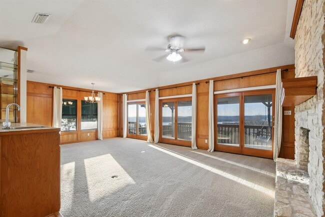 Building Photo - 21009 Fawn Ridge Dr