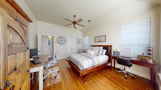 Building Photo - 2113 Lanshire Dr