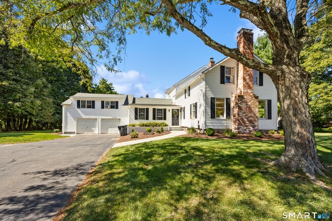 Building Photo - 387 Mixville Rd
