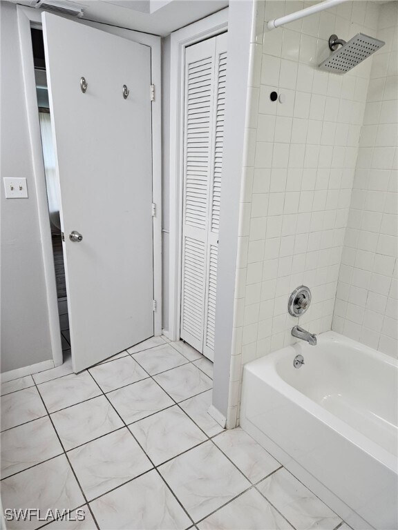 Building Photo - 4532 Beechwood Lake Dr