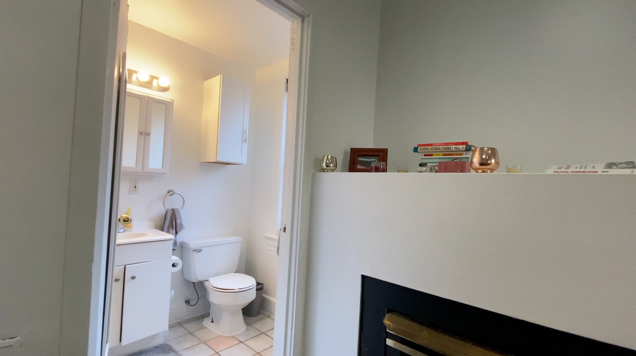 Building Photo - 370 S Negley Ave