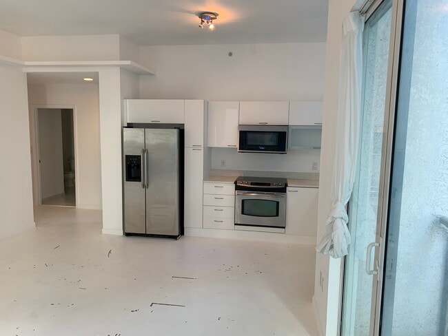 Building Photo - 133 NE 2nd Ave