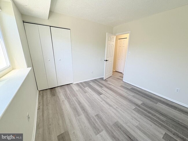 Building Photo - 11905 Tarragon Rd