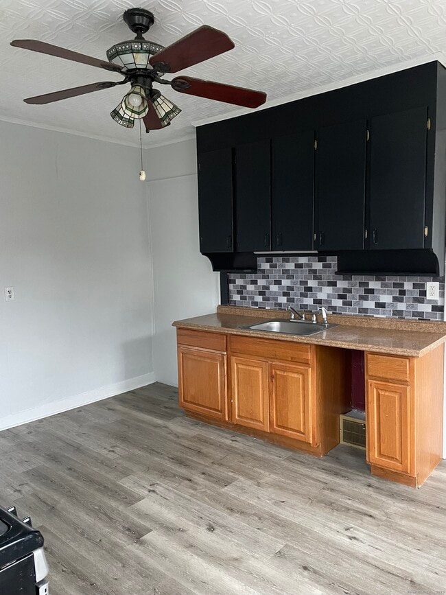 Building Photo - 38 Myrtle Ave