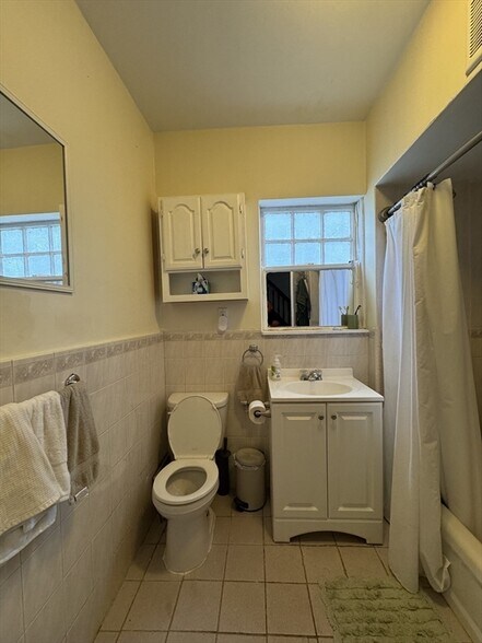 Building Photo - 98 Westbourne Ter