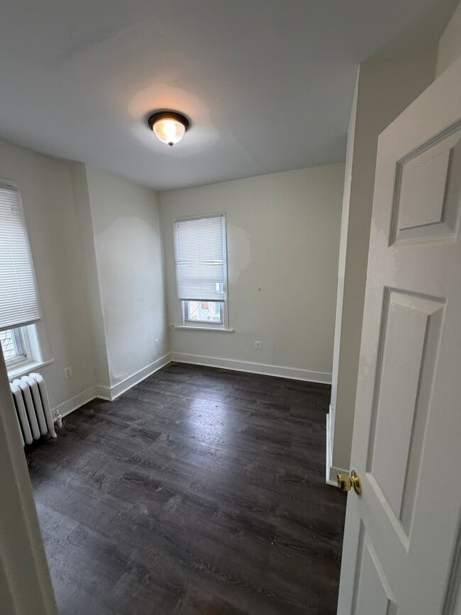 Building Photo - 52 N Dewey St