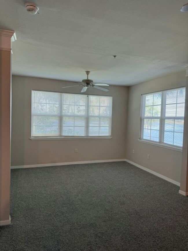 Building Photo - 3/2 Condo in Metrowest for Rent!