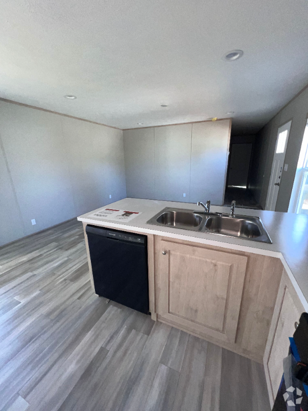 Building Photo - 6266 Dorsett Shoals Rd