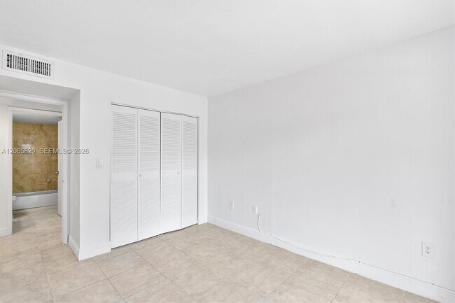 Building Photo - 13255 SW 88th Ln