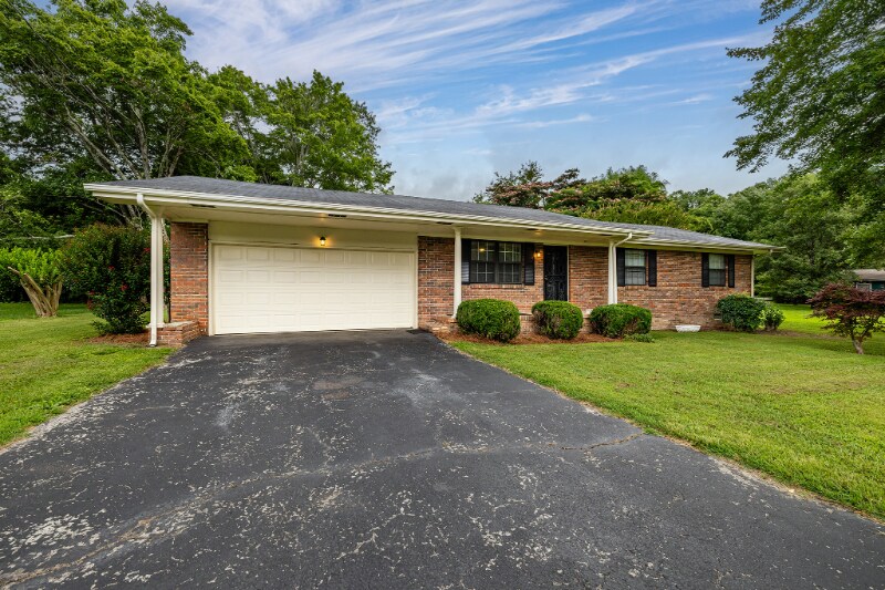 Primary Photo - 11635 Jenkins Rd