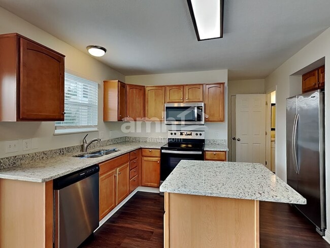 Building Photo - 1557 Pheasant Run Dr