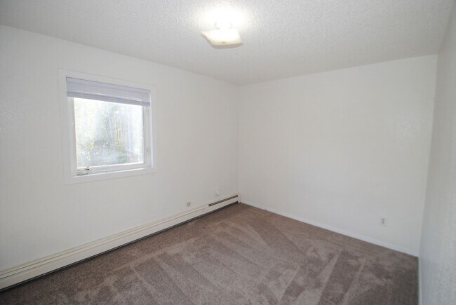 Building Photo - Keeling Rd 795