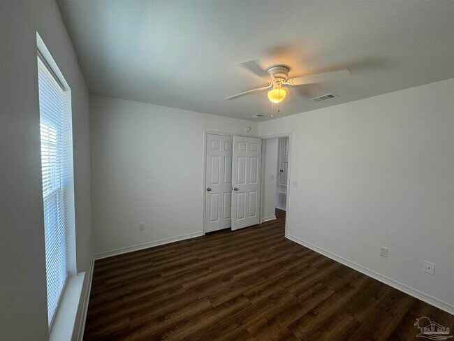 Building Photo - 5396 Spruce St