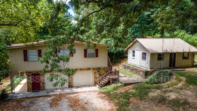 Building Photo - 630 Colonial Dr