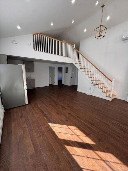 Building Photo - 609 Ovington Ave