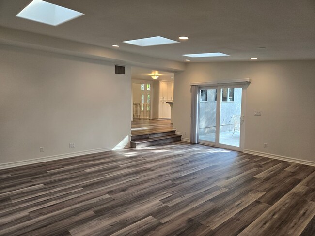 Building Photo - Recently remodeled Anaheim Hills area 5 be...