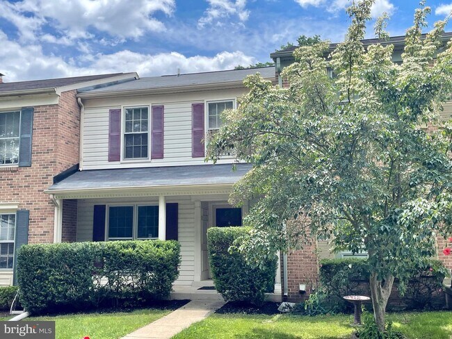 Building Photo - 5847 Rockdale Ct