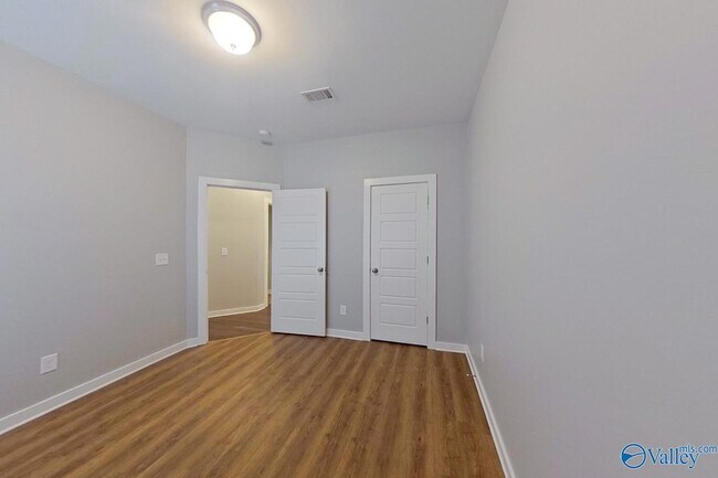 Building Photo - 1389 Old Rd