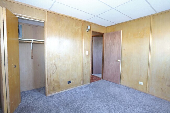 Building Photo - New Lisbon 4 Plex