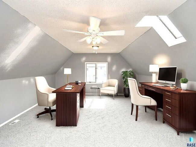 Building Photo - 335 Vernon Dr