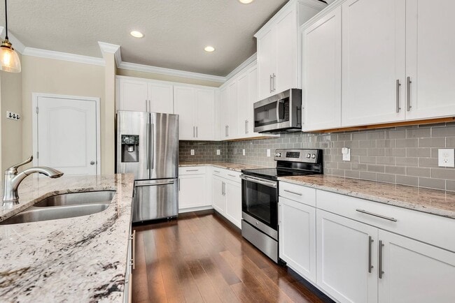 Building Photo - 7519 Aloma Pines Ct
