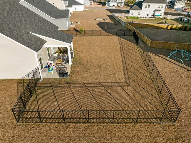 Building Photo - 301 Gander Ct