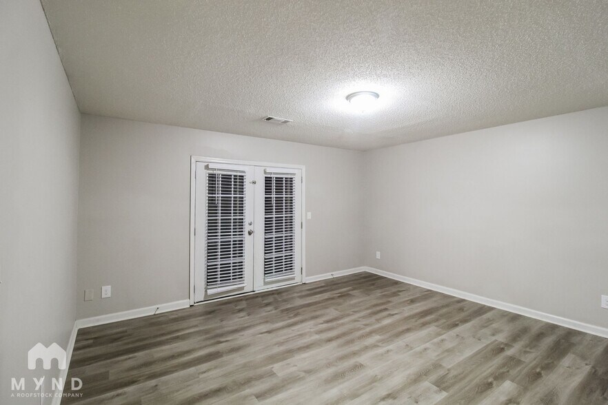 Building Photo - 5838 Waggoner Ct