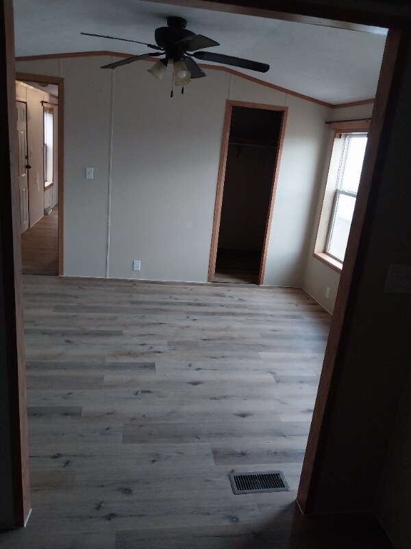 Building Photo - 209 2nd St SW