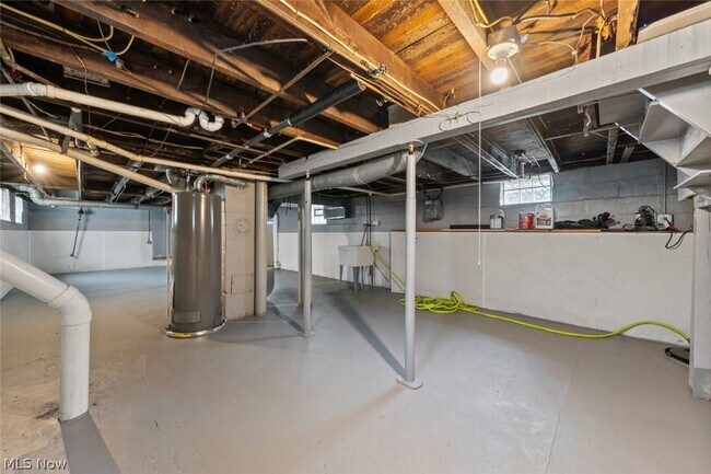 Building Photo - 3753 W 139th St