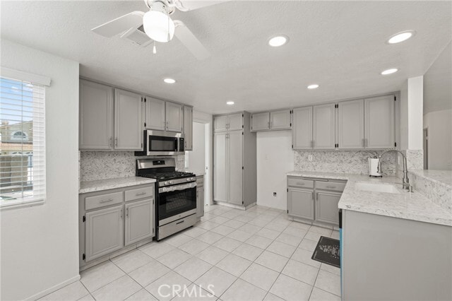 Building Photo - 10088 Sand Crest
