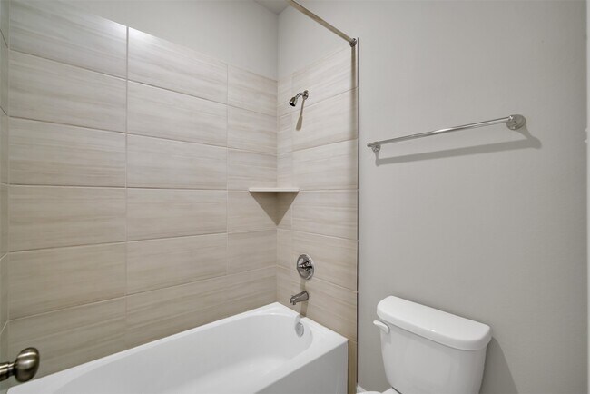 Building Photo - 529 Cedar Harbor Ct