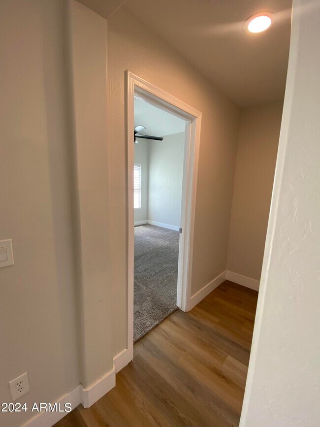 Building Photo - 1755 W Desert Canyon Dr
