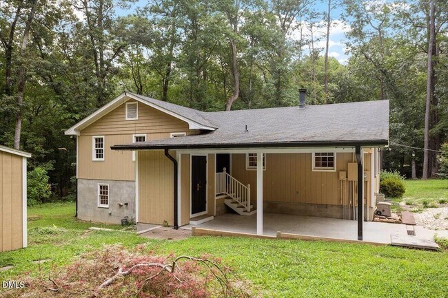 Building Photo - 1068 Mc Wilder Rd