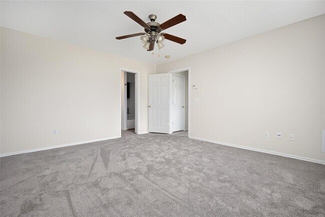 Building Photo - 337 W Chantilly Way