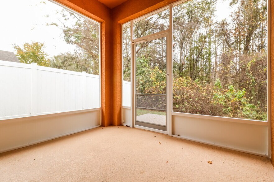 Building Photo - 11832 Colony Lakes Blvd