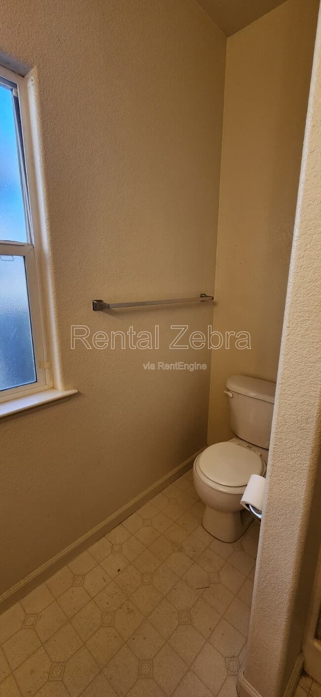 Building Photo - 3201 Bea Ct