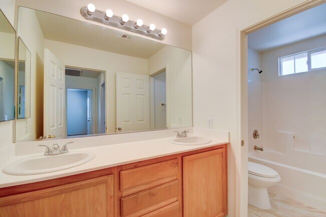 Building Photo - 3 Bed Home - Open Floor Design - Community Pool - New Everything Inside