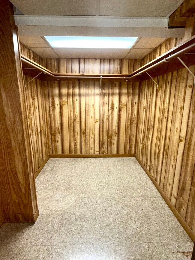 Building Photo - 267 N Idlewild Ave