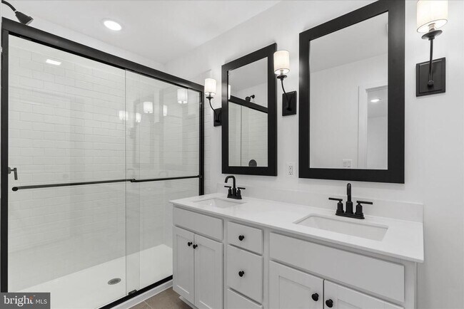 Building Photo - 36121 Wilderness Shores Way