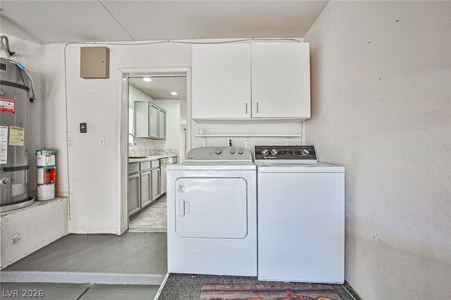 Building Photo - 9285 Casa Christina Ln
