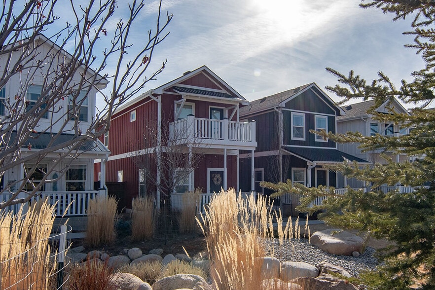 Building Photo - 120 Barnwood Cir