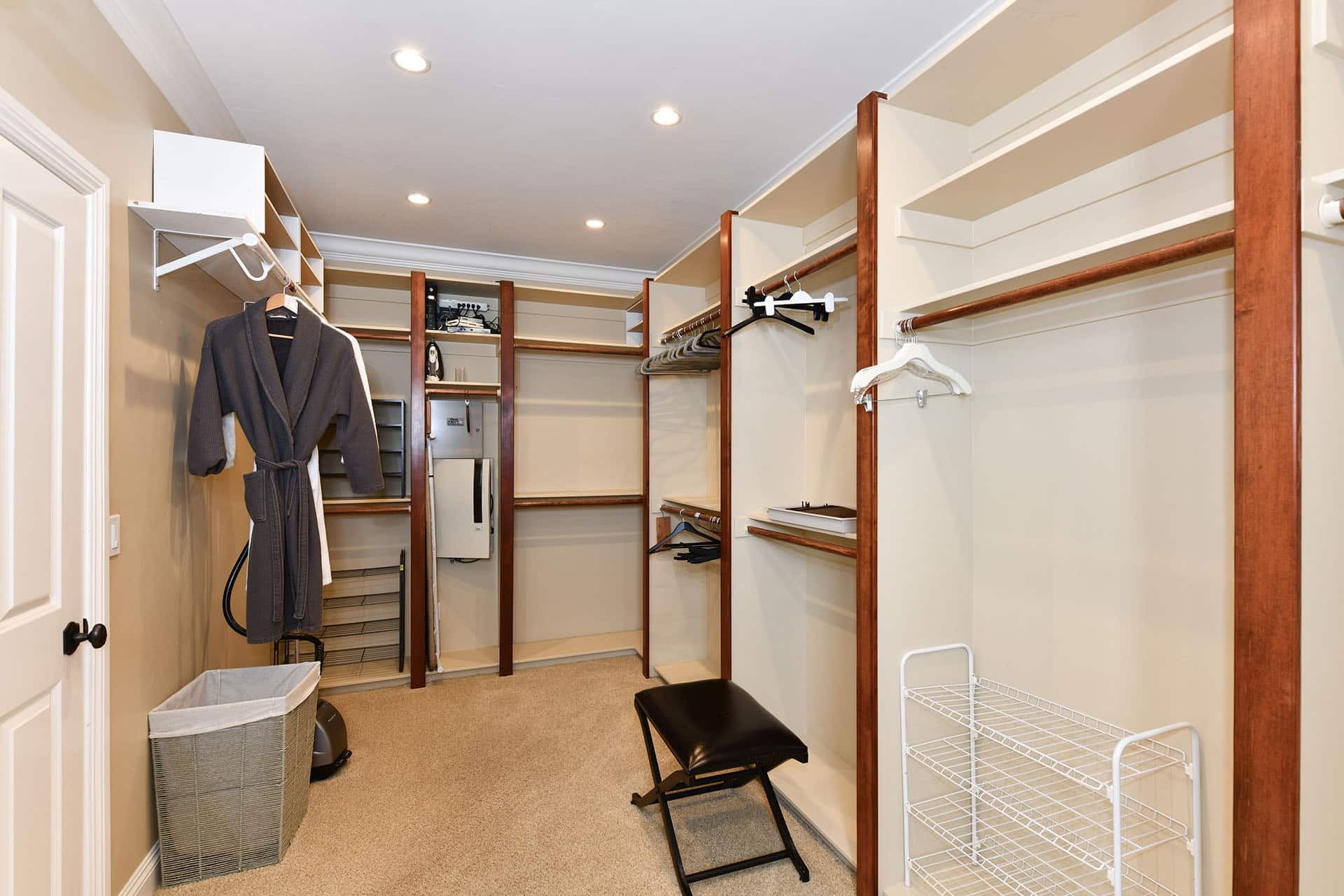 Building Photo - 21 Pinnacle Peak St