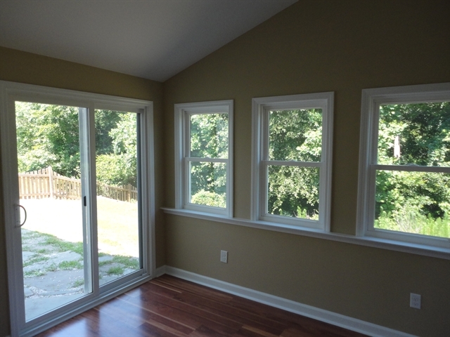 Building Photo - 3825 Tyler Bluff Ln