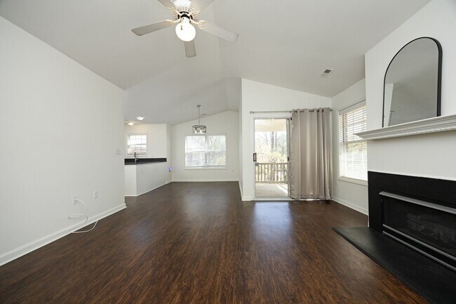 Building Photo - Now Available in Cary! Cozy 2-Bedroom Condo with Fireplace, Pool Access & Covered Porch!