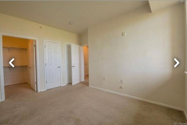 Building Photo - 2672 S Cathay Way