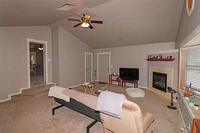 Building Photo - All utilities included 3-bedroom, 2-bathroom home in the Redlands