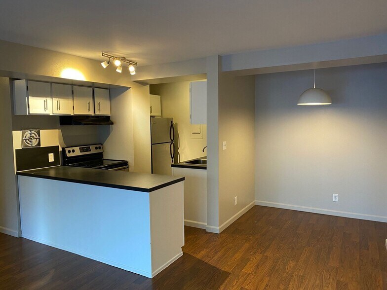 Interior Photo - 2020 Building