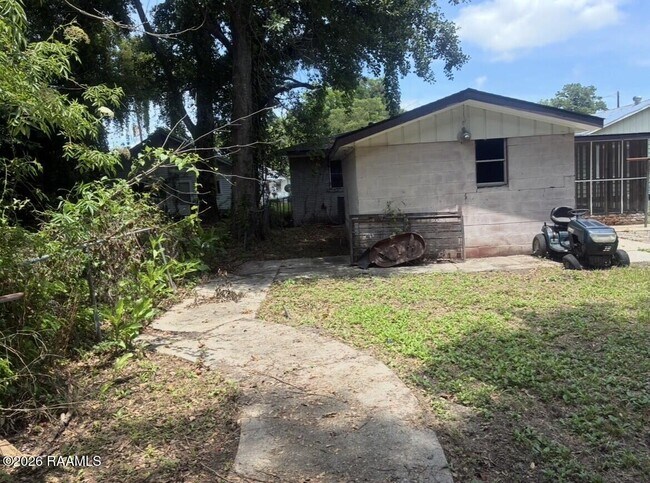 Building Photo - 515 Walton St