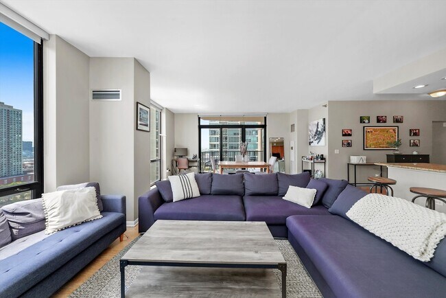 Building Photo - 435 W Erie St