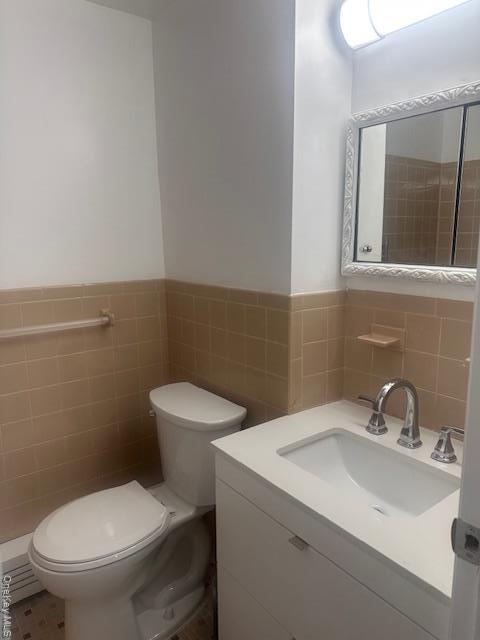 Building Photo - 146-18 23rd Ave